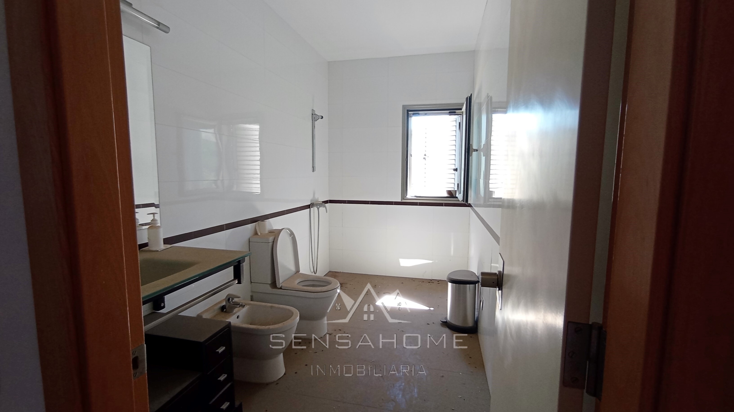 Baño, Calle Salor, Sensahome