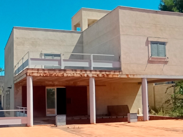 Calle Salor, Sensahome