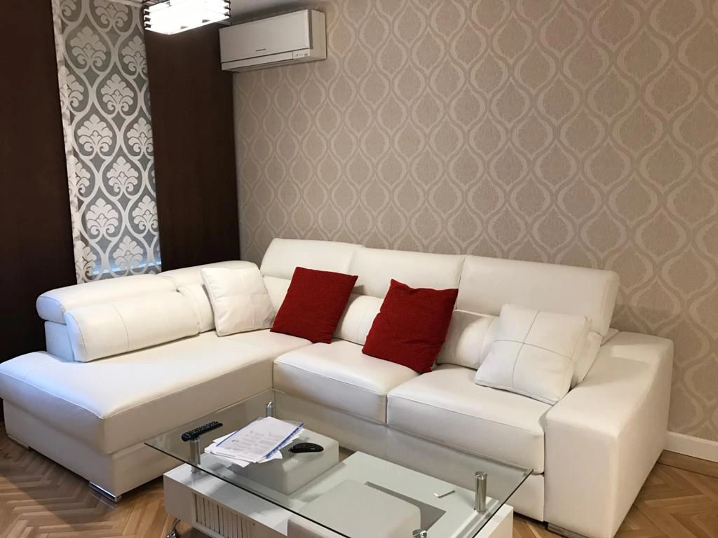 salon piso en alquiller sensahome
